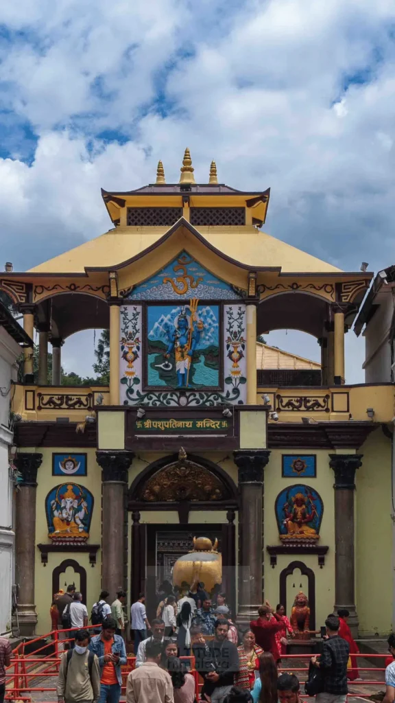 pashupatinath main entrance gate